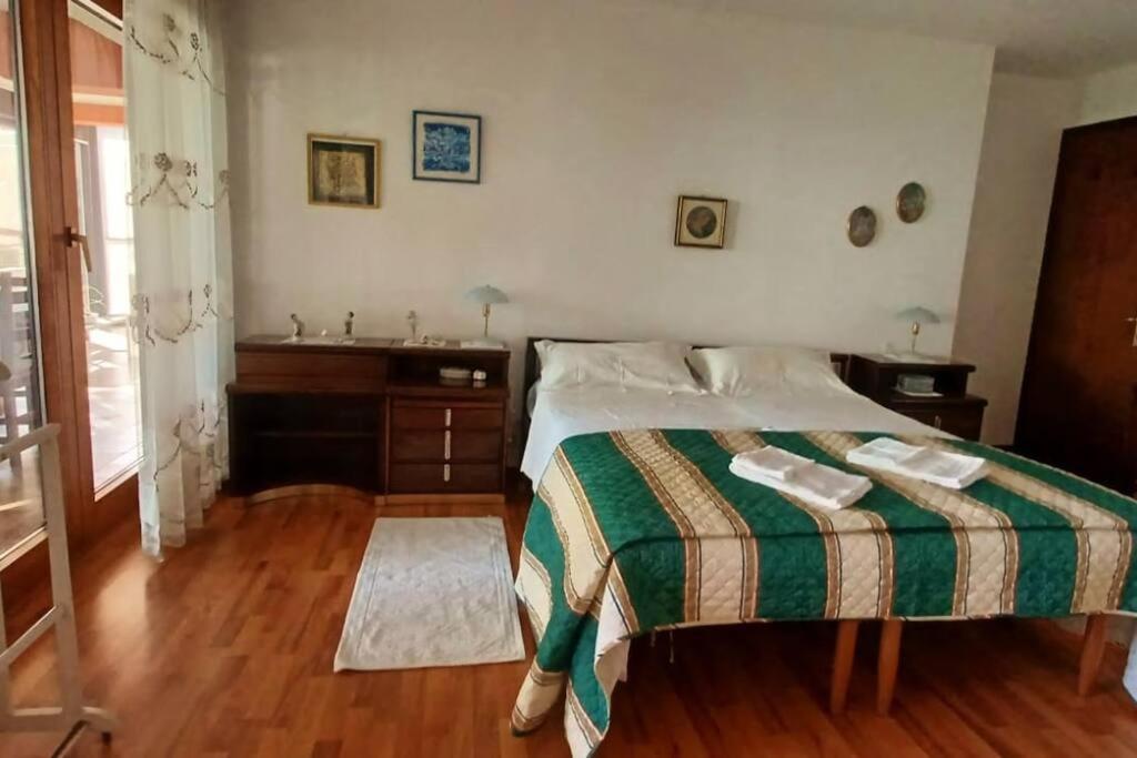 Brezza Marina - Appartamento In Villa Fronte Mare ترييستي المظهر الخارجي الصورة